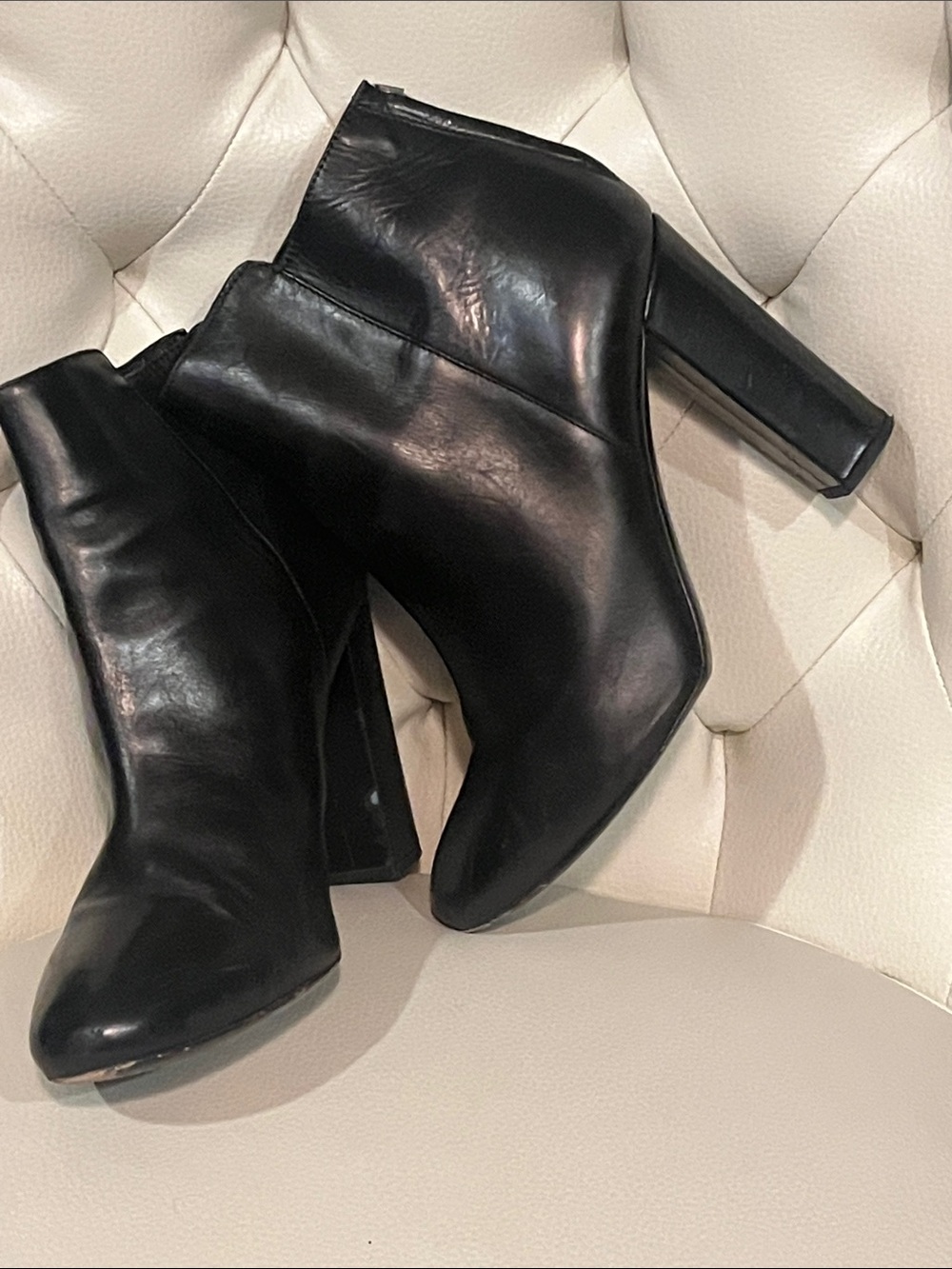 J. Crew Black Leather High Block Heel Ankle Booties Size 8.5 Beautiful